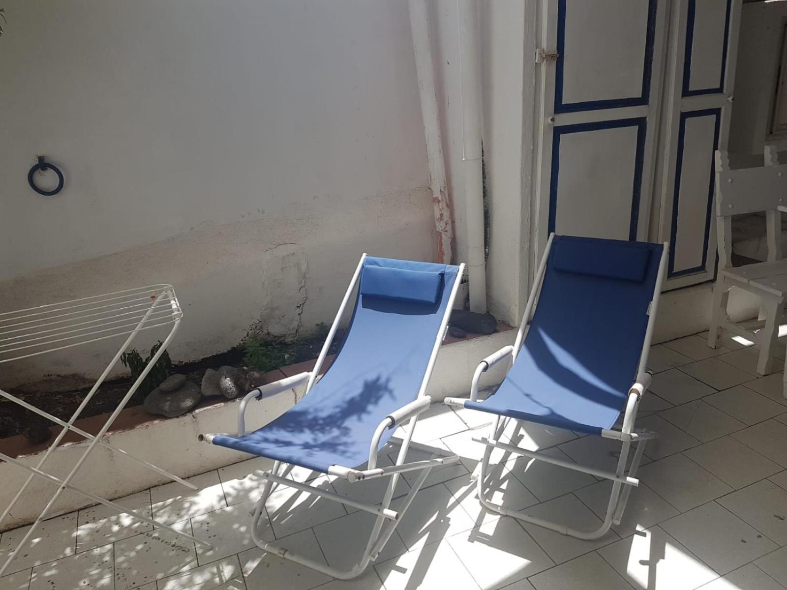 Con I Piedi Nell'Acqua Lägenhet Stromboli Rum bild